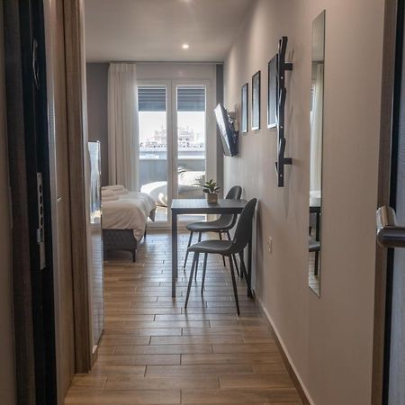 Raise Athens Metro Apartments Экстерьер фото