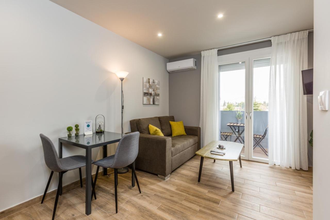 Raise Athens Metro Apartments Экстерьер фото