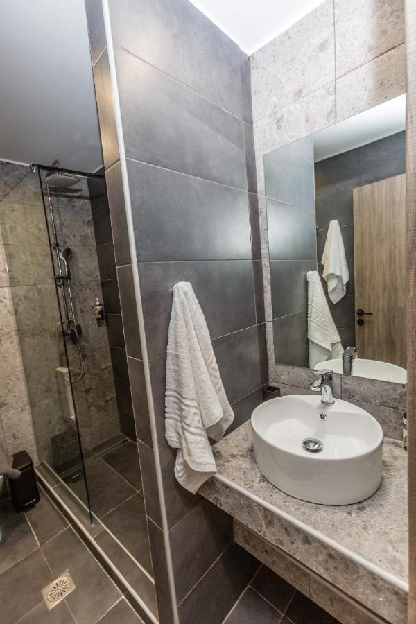 Raise Athens Metro Apartments Экстерьер фото