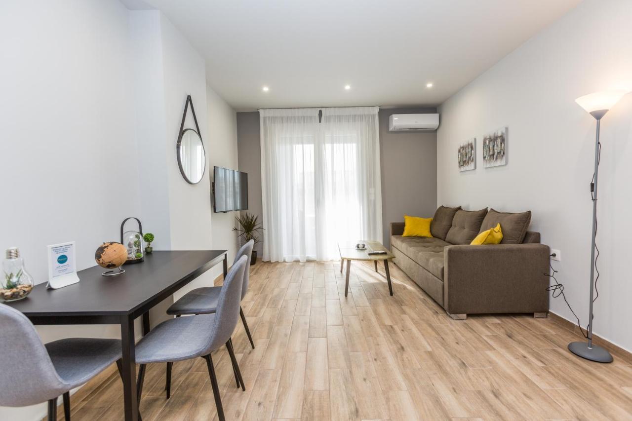 Raise Athens Metro Apartments Экстерьер фото