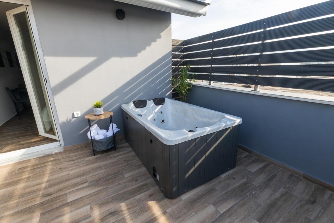 Raise Athens Metro Apartments Экстерьер фото